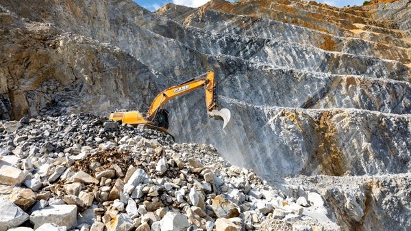 Excavator in a quarry 