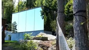 Building with mirrored glass façade